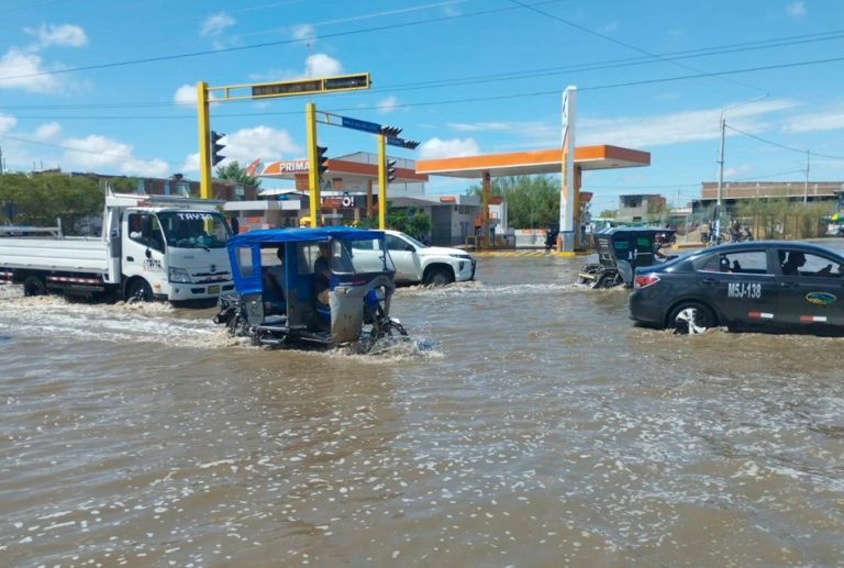 PIURA LLUVIAS DE FUERTE A EXTREMA INTENSIDAD CONTINUARÁN HASTA EL 20