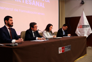 MINEM INICIÓ SOCIALIZACIÓN DEL PROYECTO DE LEY DE LA PEQUEÑA MINERÍA Y DE LA MINERÍA ARTESANAL