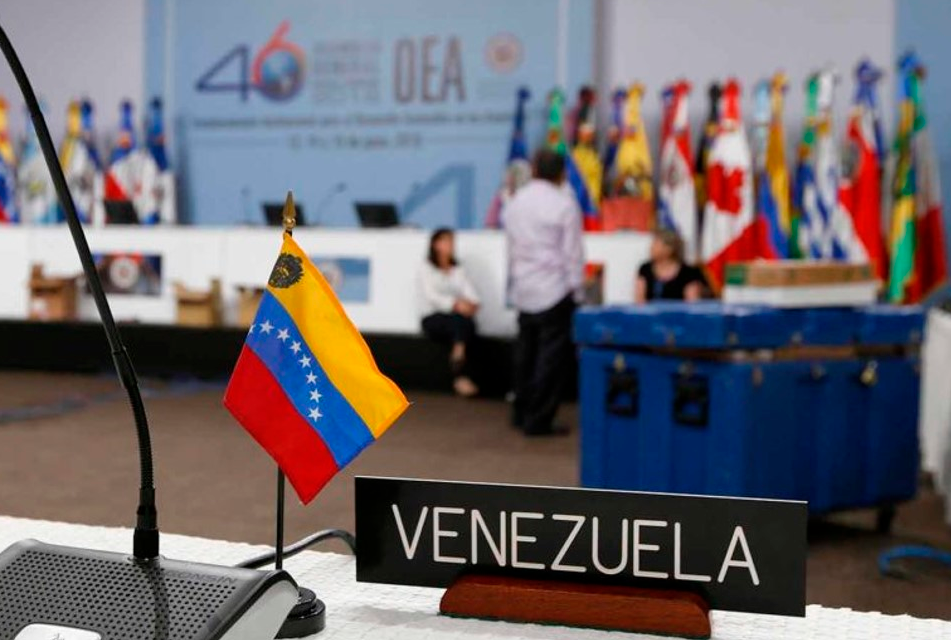 ANTERO FLORES: LA OEA NO TIENE MECANISMOS PARA HACER CUMPLIR SUS DECISIONES