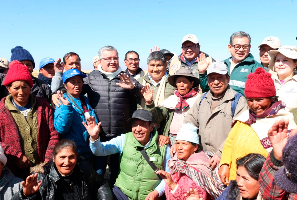 EJECUTIVO ATENDERÁ LA PROBLEMÁTICA AMBIENTAL DEL LAGO CHINCHAYCOCHA