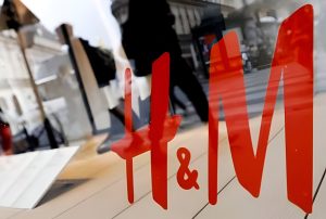 TRABAJADORES DENUNCIAN ABUSOS DE EMPRESA DE TIENDAS H&M