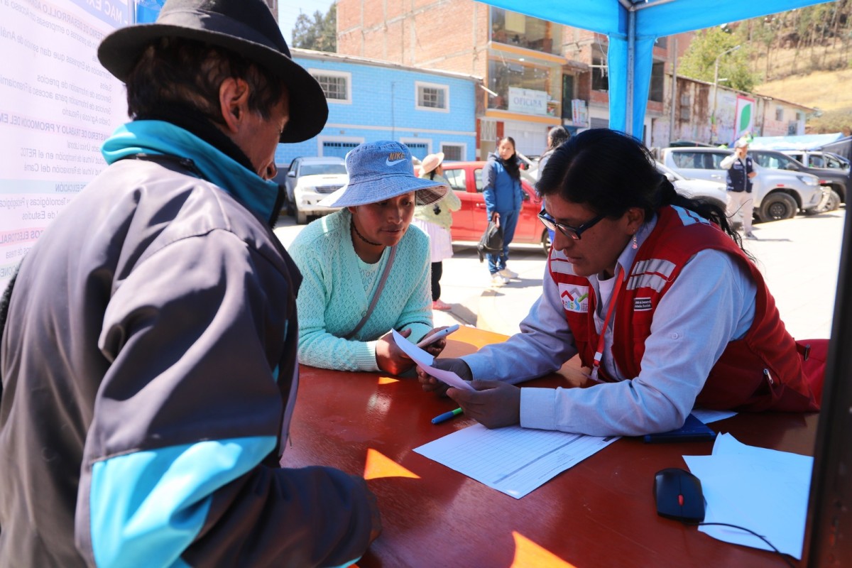 HUANCAVELICA: CENTROS POBLADOS DE HUAYTARÁ ACCEDERÁN A MÁS DE 2000 ATENCIONES DURANTE CARAVANA DEL PROGRAMA PAIS