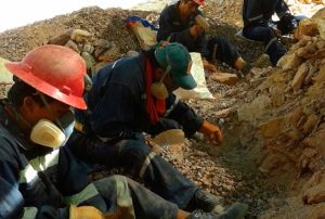 MINEM: PROYECTO DE LEY DE LA PEQUEÑA MINERÍA Y MINERÍA ARTESANAL FORTALECERÁ  CENTROS MINEROS ARTESANALES PARA CONVERTIRLOS EN EMPRESAS SOSTENIBLES CON RESPONSABILIDAD SOCIAL Y AMBIENTAL