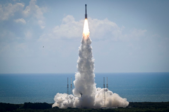 ASÍ FUE EL RETORNO DE LA NAVE ESPACIAL STARLINER A LA TIERRA, SIN LOS ASTRONAUTAS