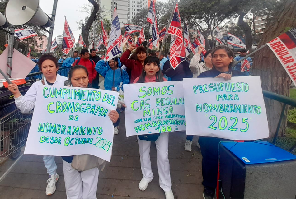 TRABAJADORES CAS DEL MINSA EXIGEN NOMBRAMIENTO