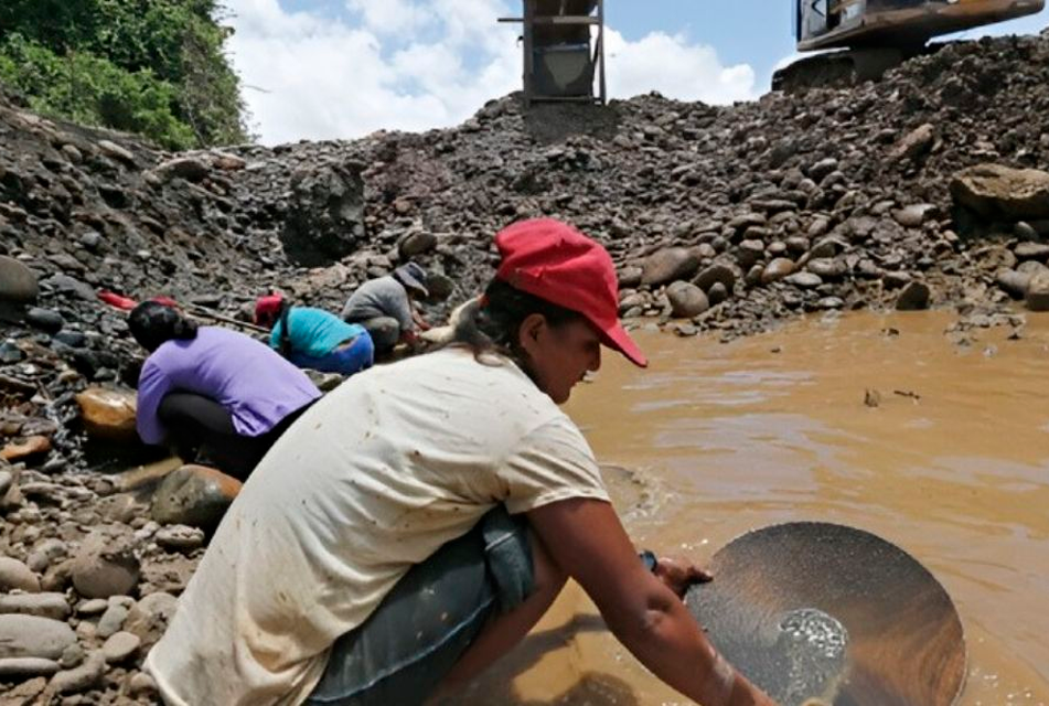 MINISTERIO DE CULTURA CUENTA CON ÁREA QUE SANCIONA A MINEROS ILEGALES QUE DESTRUYAN PATRIMONIO CULTURAL