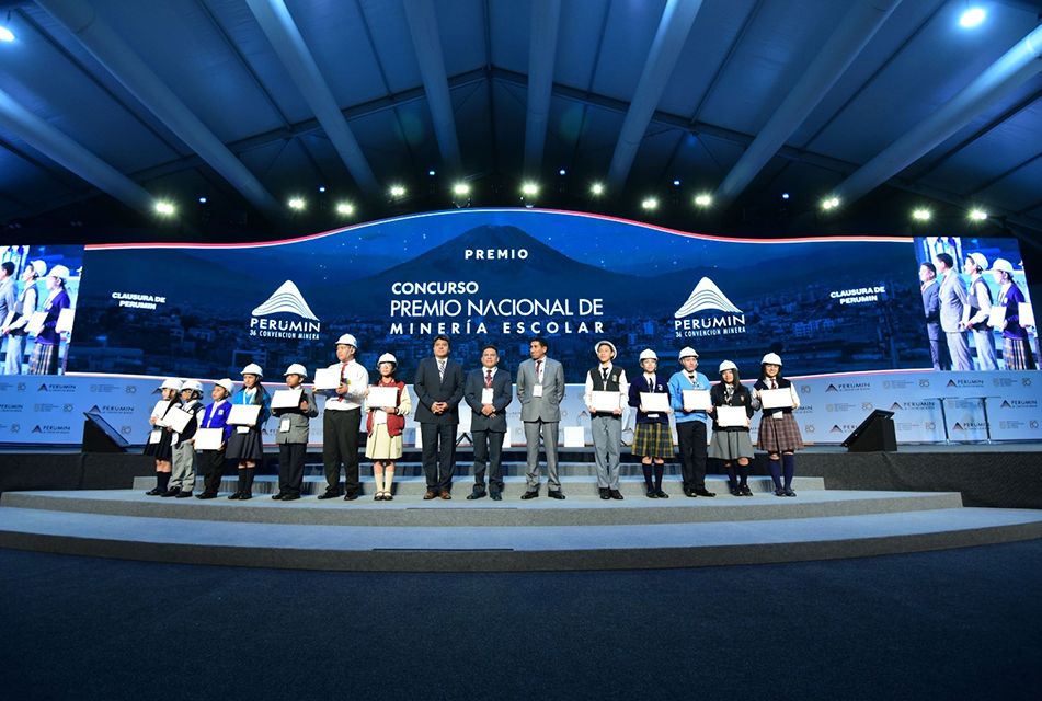 HASTA EL 25 DE OCTUBRE PODRÁN POSTULAR AL PREMIO NACIONAL DE MINERÍA ESCOLAR