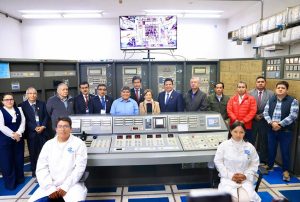 MINISTRO MUCHO VISITÓ CENTRO NUCLEAR RACSO Y DESTACÓ QUE LA ENERGÍA NUCLEAR PUEDE LLEVAR ELECTRICIDAD A REGIONES AMAZÓNICAS