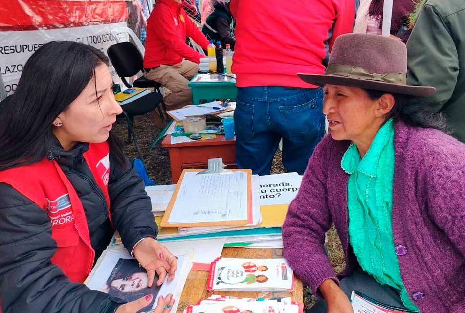 MÁS DE 250 AYACUCHANOS EN CENTROS POBLADOS DE LA MAR Y SUCRE ACCEDEN A SERVICIOS DEL ESTADO CON PROGRAMA PAIS