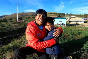 CUNA MÁS PROMUEVE EL CUIDADO CARIÑOSO PARA UN BUEN DESARROLLO COGNITIVO Y SOCIOEMOCIONAL DE LOS NIÑOS EN LA PRIMERA INFANCIA