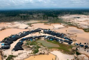 EN LOS ÚLTIMOS CINCO AÑOS, EL PRESUPUESTO PARA COMBATIR LA MINERÍA ILEGAL SE REDUJO EN 37%