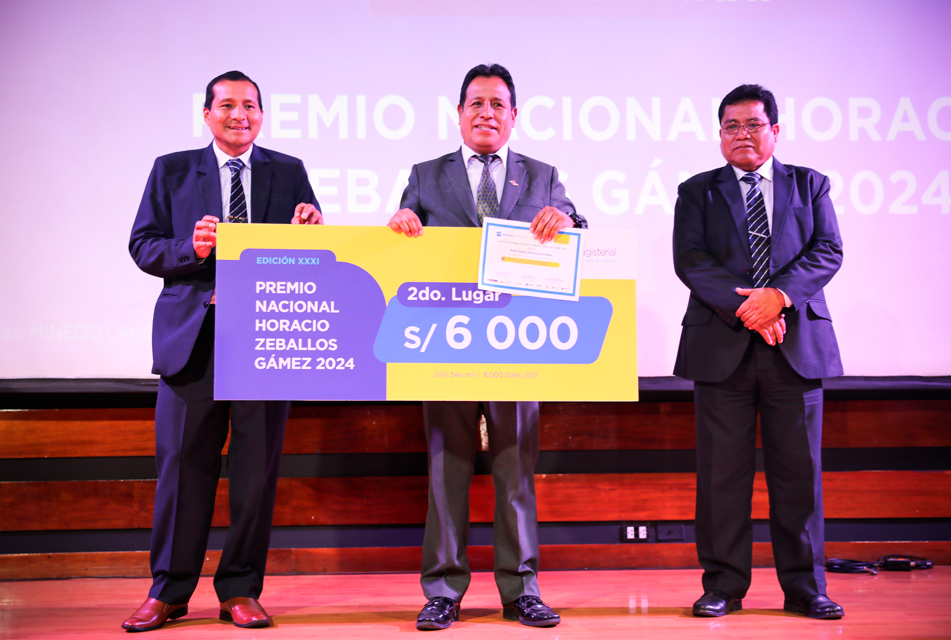 GANADOR DEL PREMIO NACIONAL HORARIO ZEBALLOS GÁMEZ INVITA A LOS DOCENTES DEL PERÚ A PRESENTAR NUEVAS INICIATIVAS PARA EL DESARROLLO DE LOS ALUMNOS  