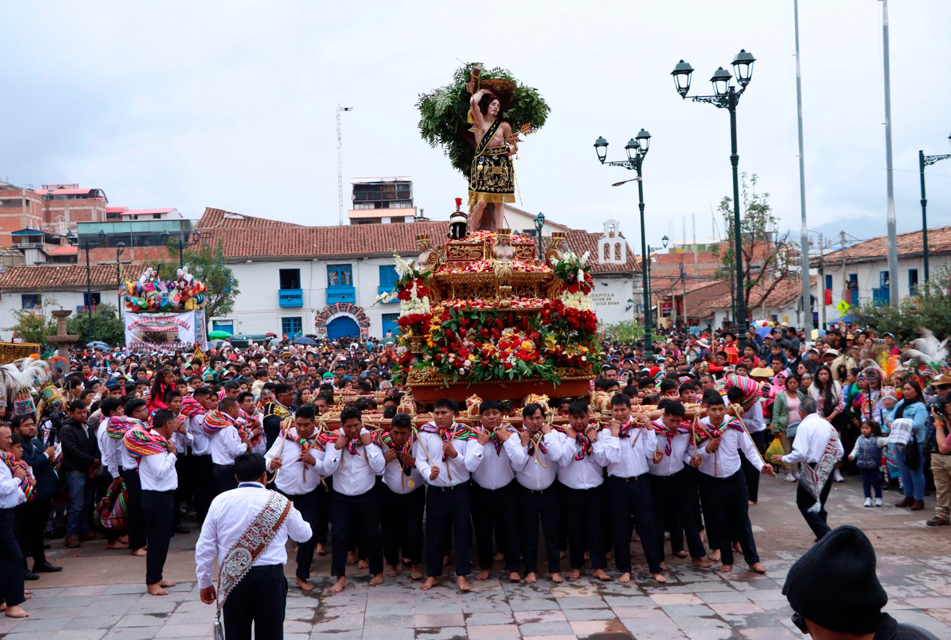 CUSCO: DEVOTOS PARTICIPAN DE RITUALES EN HONOR A SAN SEBASTIÁN Y A VIRGEN REYNA DE BELÉN