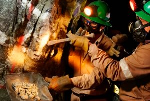 PERÚ EJECUTA PROYECTOS DE EXPLORACIÓN MINERA EN COBRE, ORO Y PLATA POR $226 MILLONES DE INVERSIÓN