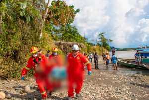 PUNO: CONTINÚA LA BÚSQUEDA DE DESAPARECIDOS TRAS NAUFRAGIO DE UNA CANOA EN EL RÍO INAMBARI