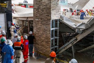 TRUJILLO: MININTER ELEVA A 8 LOS FALLECIDOS TRAS CAÍDA DE TECHO EN REAL PLAZA